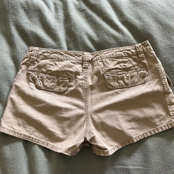 Shorts - Picture 2 of 3